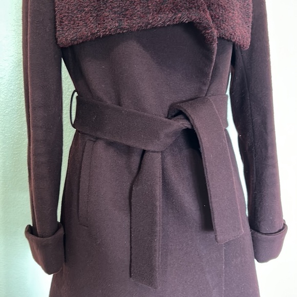 Trina Turk Coat - Picture 4 of 12